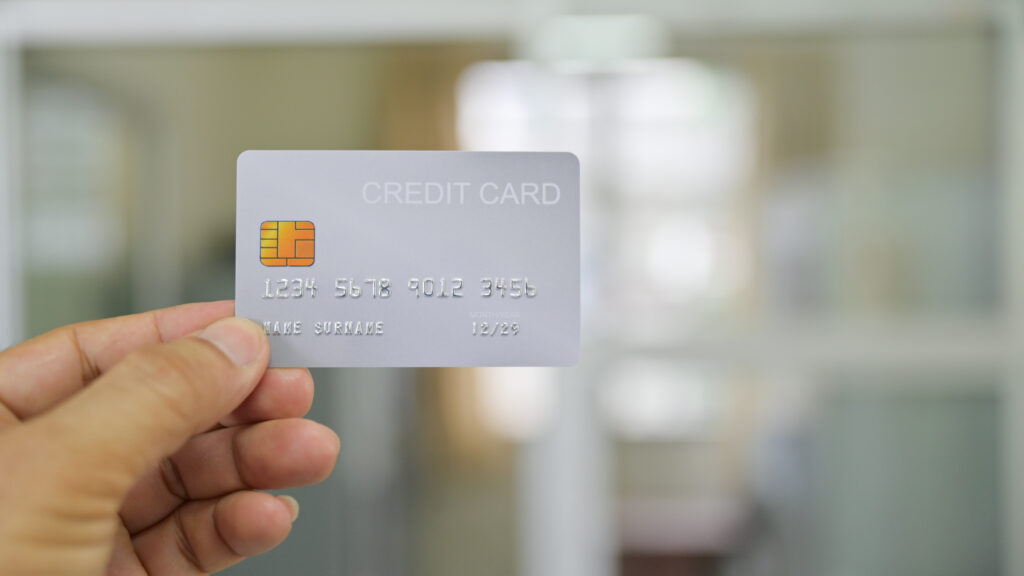 close up shot of hand showing credit card 2021 08 28 07 00 34 utc 1024x576