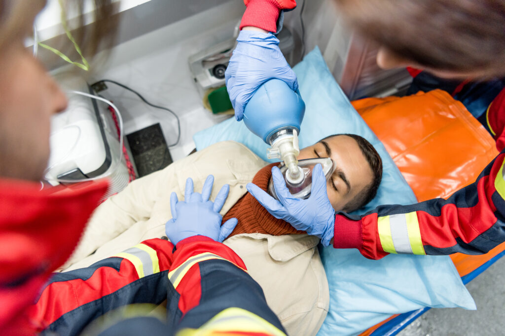 paramedics doing cardiopulmonary resuscitation in 2022 12 16 19 01 32 utc 1024x683