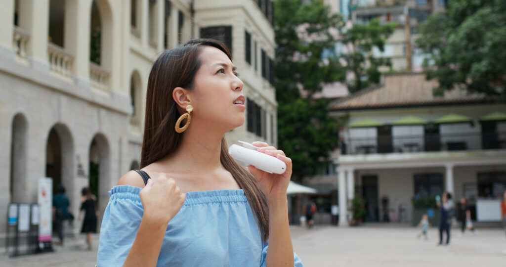 woman with very hot weather bring a pocket fans 2023 04 05 21 17 35 utc 1024x540