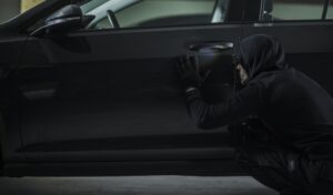 men stealing vehicle 2023 11 27 04 51 30 utc scaled